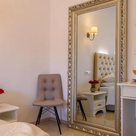 招待所 Summer Breeze Luxury 4*