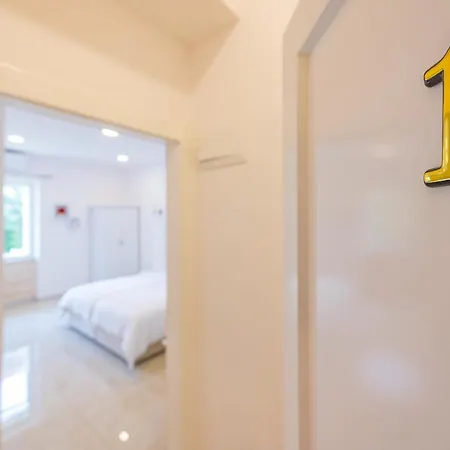 Summer Breeze Luxury 招待所 斯普利特