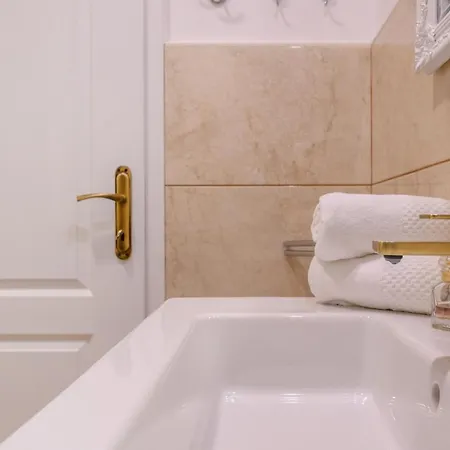 Summer Breeze Luxury